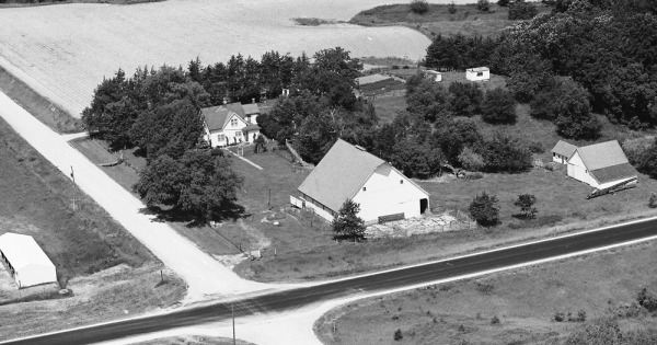 Vintage Aerial photo from 1982 in Tama County, IA